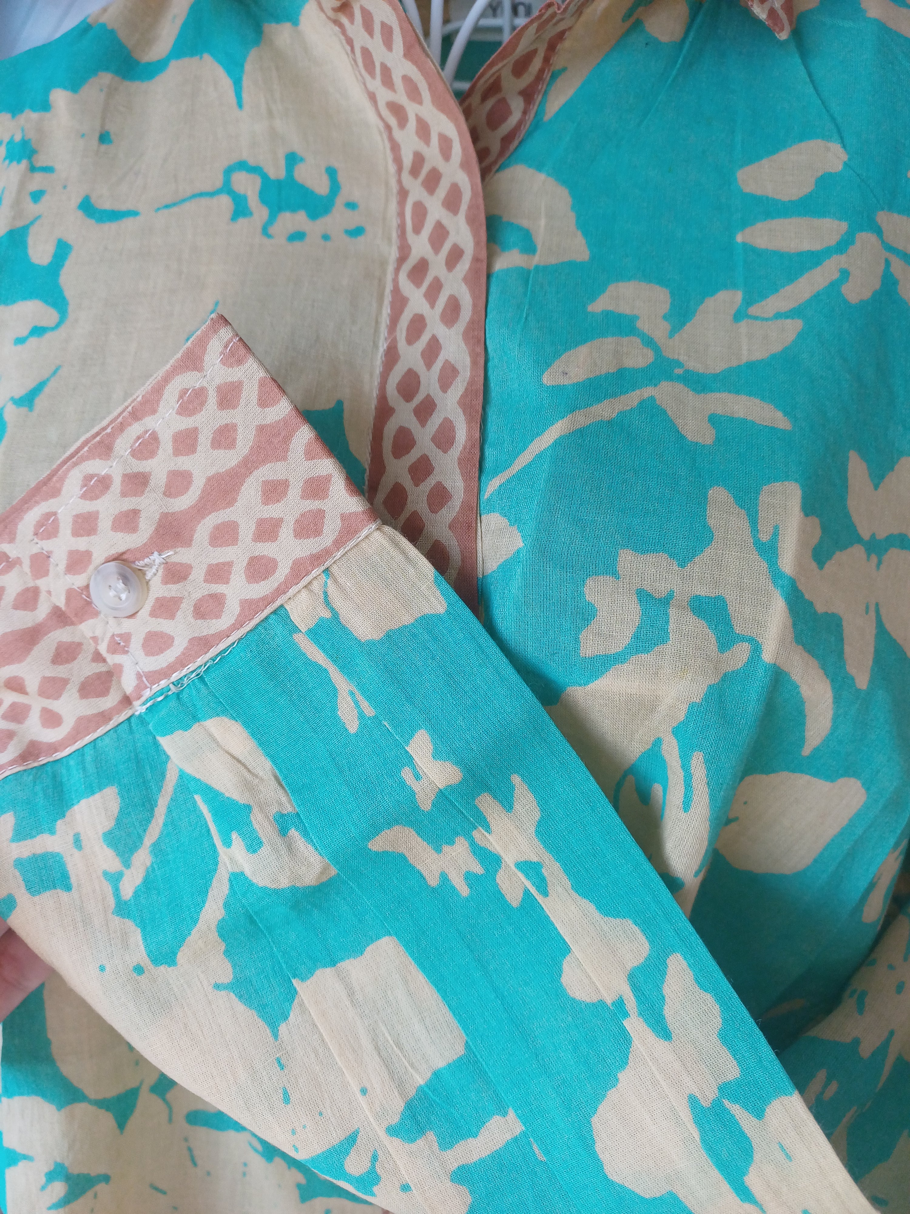 Amanda Blouse - Hibiscus Turquoise